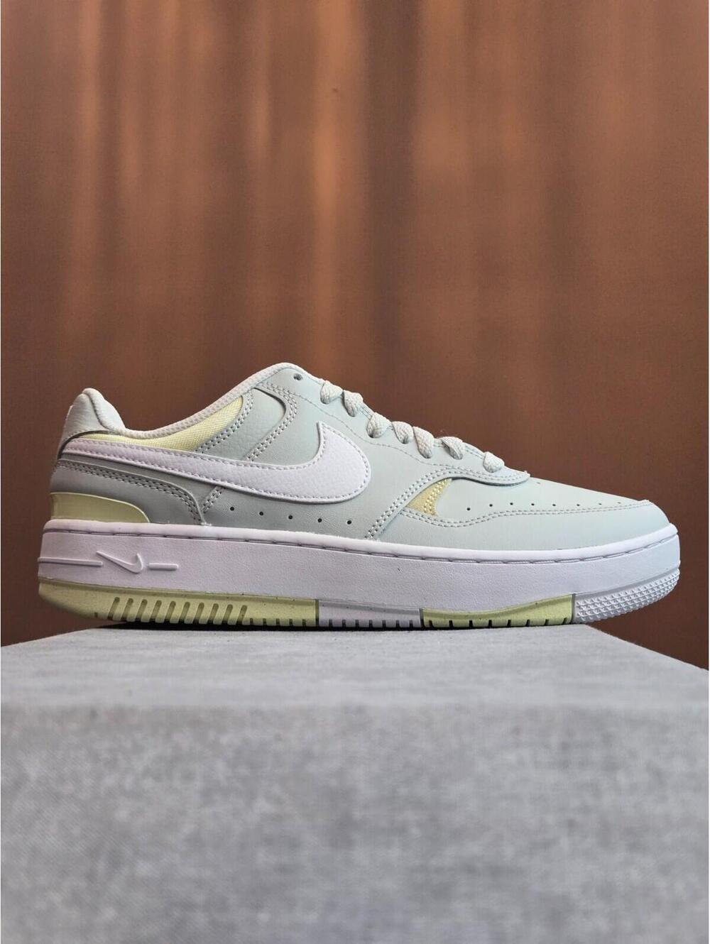 Nike Gamma Force Light Silver White Life Lime DX9176-002 Women's 8W / 6.5M 6.5Y